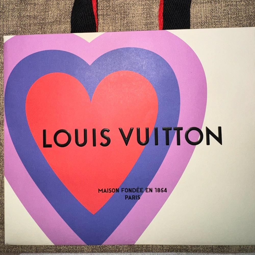 Louis Vuitton Holiday Small Heart Holiday Shopping Bag
